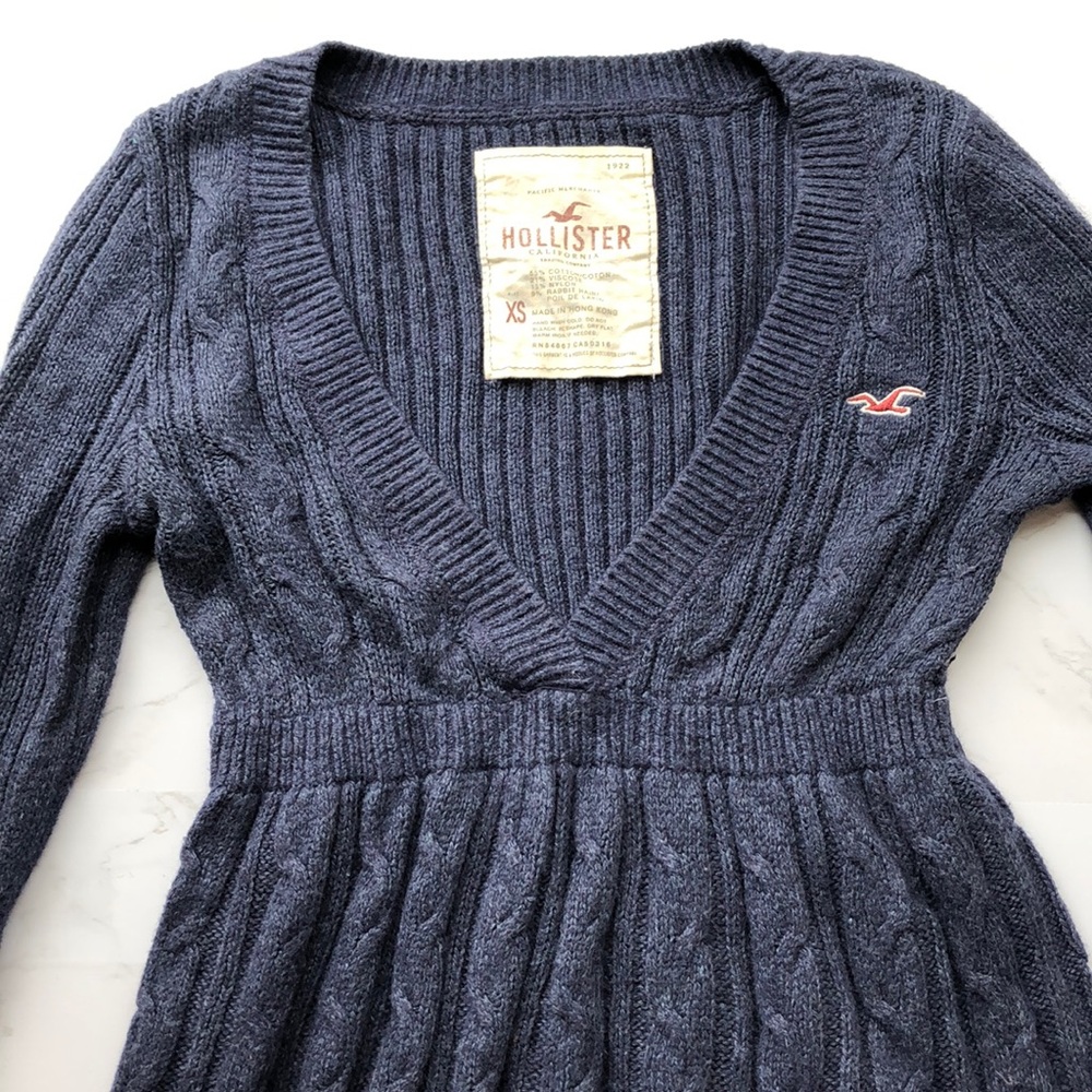 Hollister V Neck Baby Doll Sweater Navy Blue